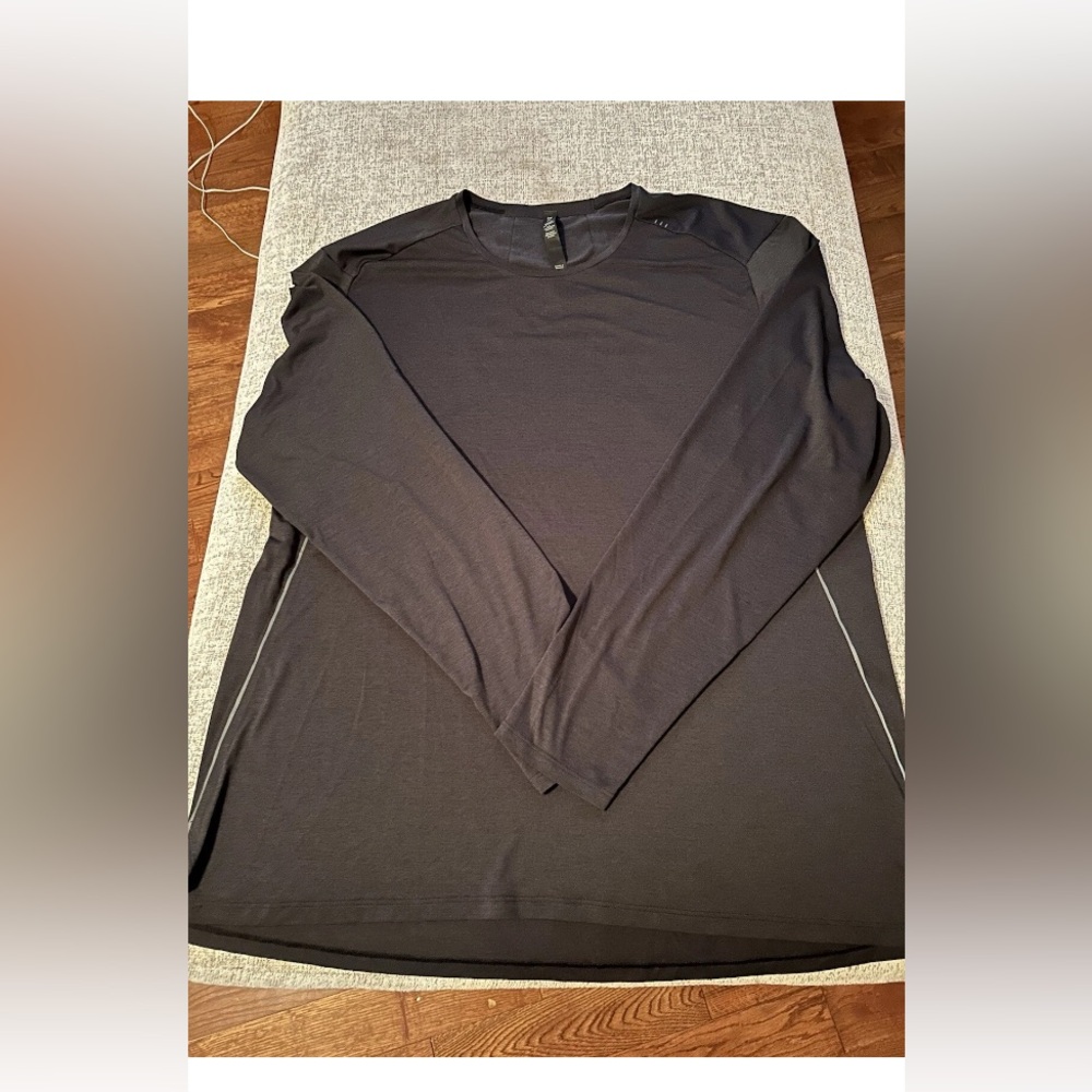 Lululemon Fast Free Long Sleeve Size Large Heathered Graphite Grey